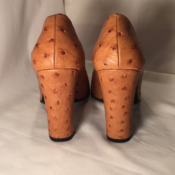 Prada designer heels - Picture 5 of 6